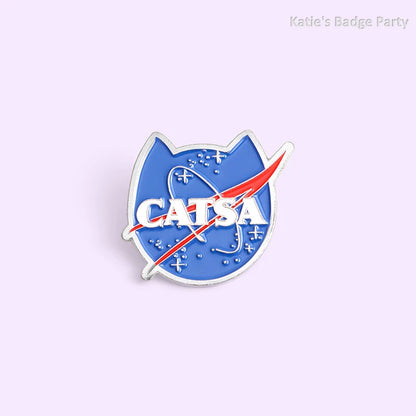 Pins ( Cats Club )
